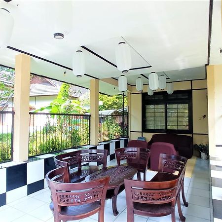 Designer Villa Osaka Puncak Exterior photo