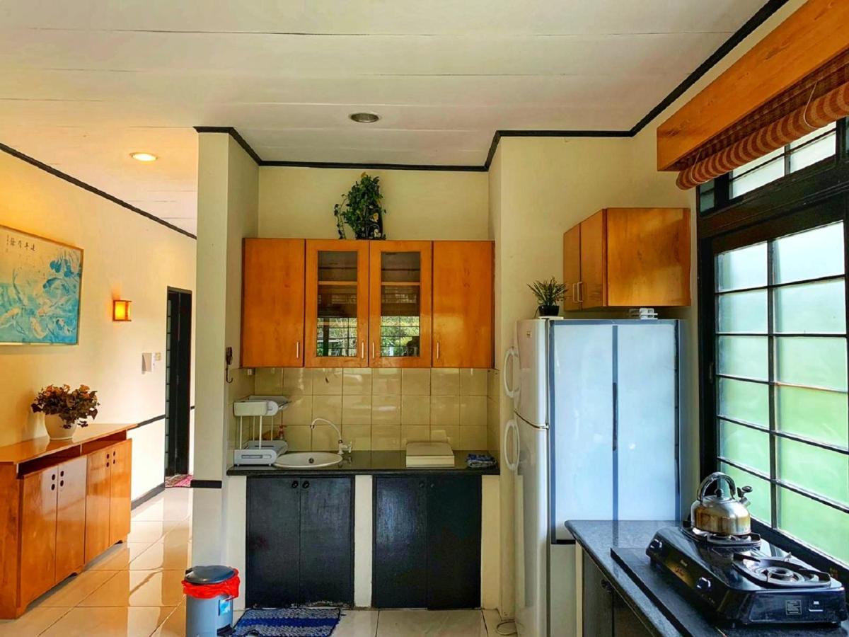 Designer Villa Osaka Puncak Exterior photo