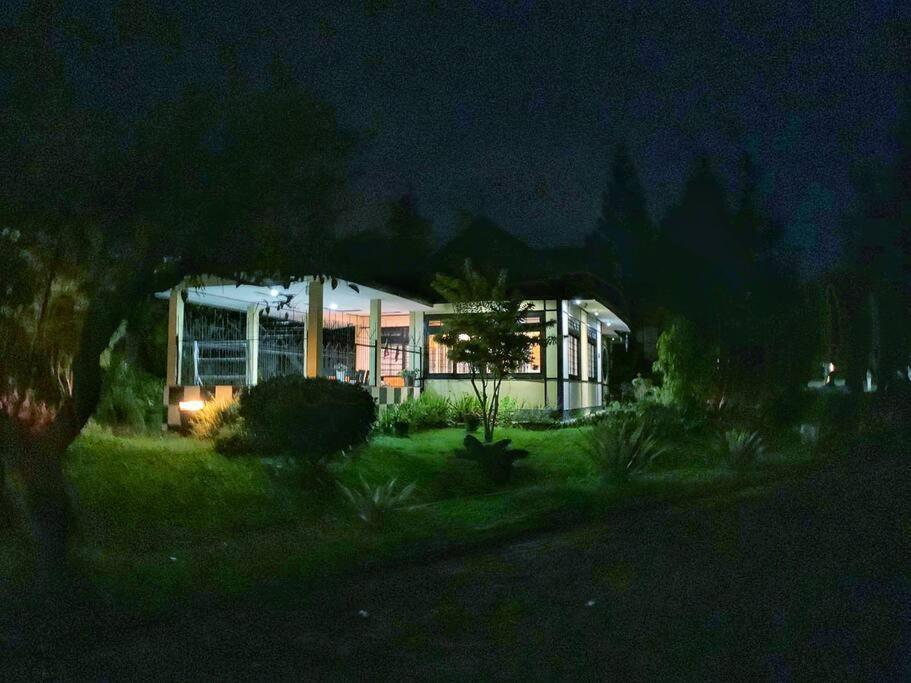 Designer Villa Osaka Puncak Exterior photo