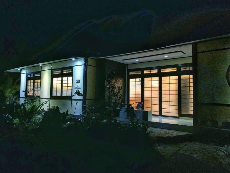 Designer Villa Osaka Puncak Exterior photo
