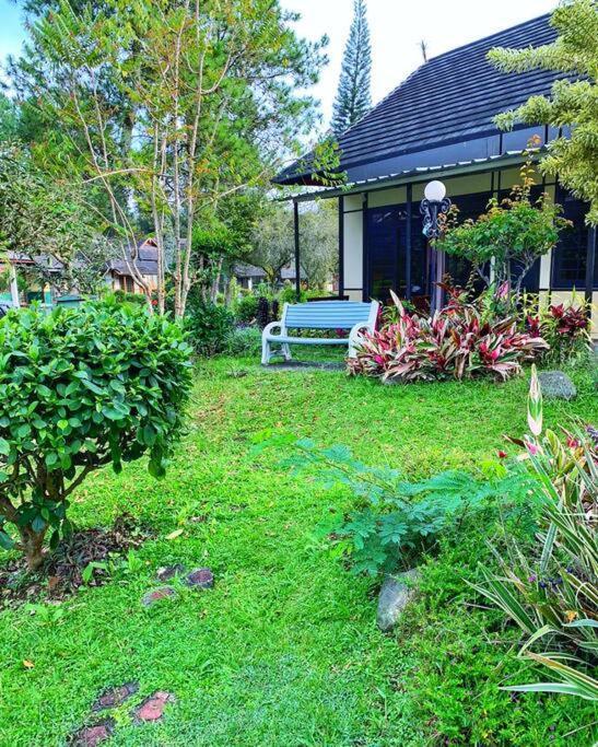 Designer Villa Osaka Puncak Exterior photo