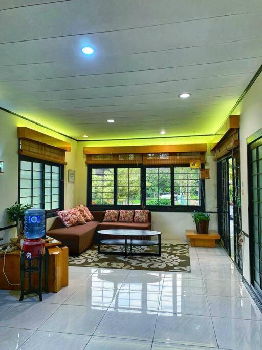 Designer Villa Osaka Puncak Exterior photo