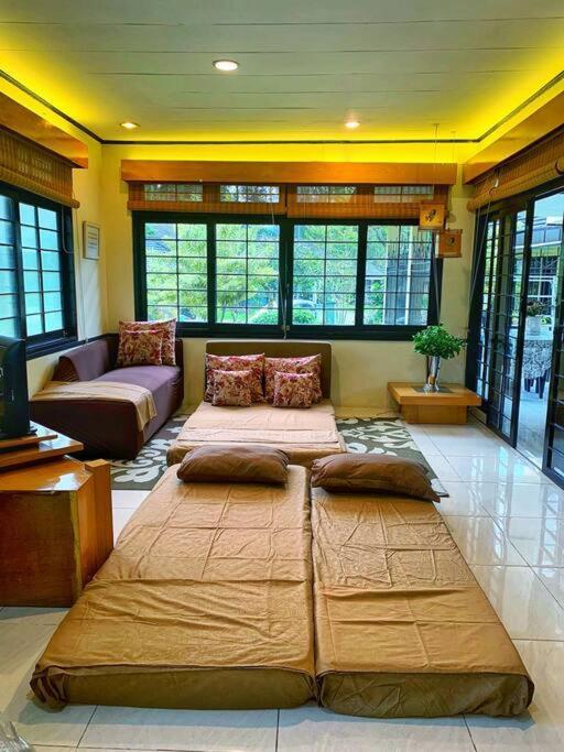 Designer Villa Osaka Puncak Exterior photo