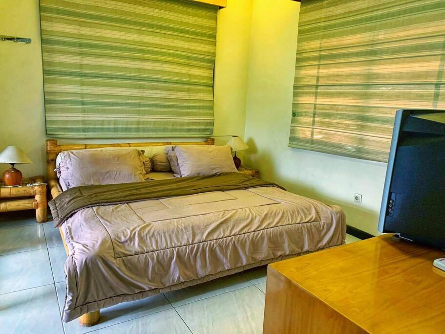 Designer Villa Osaka Puncak Exterior photo
